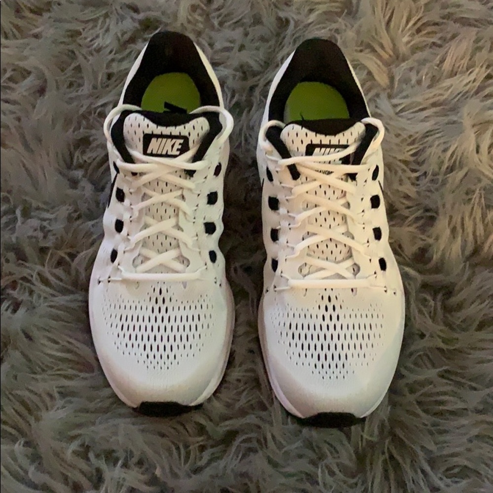 Nike sneakers- Zoom Vombrero12